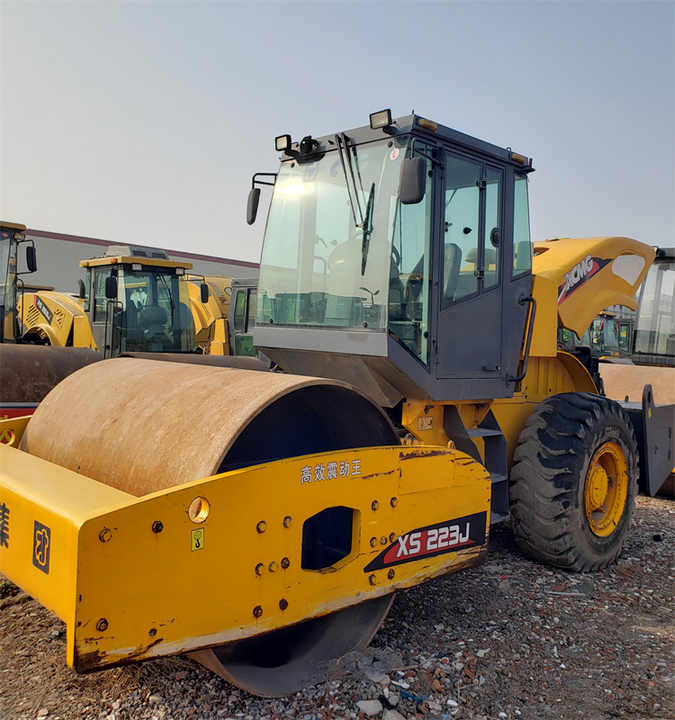 Rodillo compactador usado de 22 toneladas Rg223xsj XCMG fabricado en China